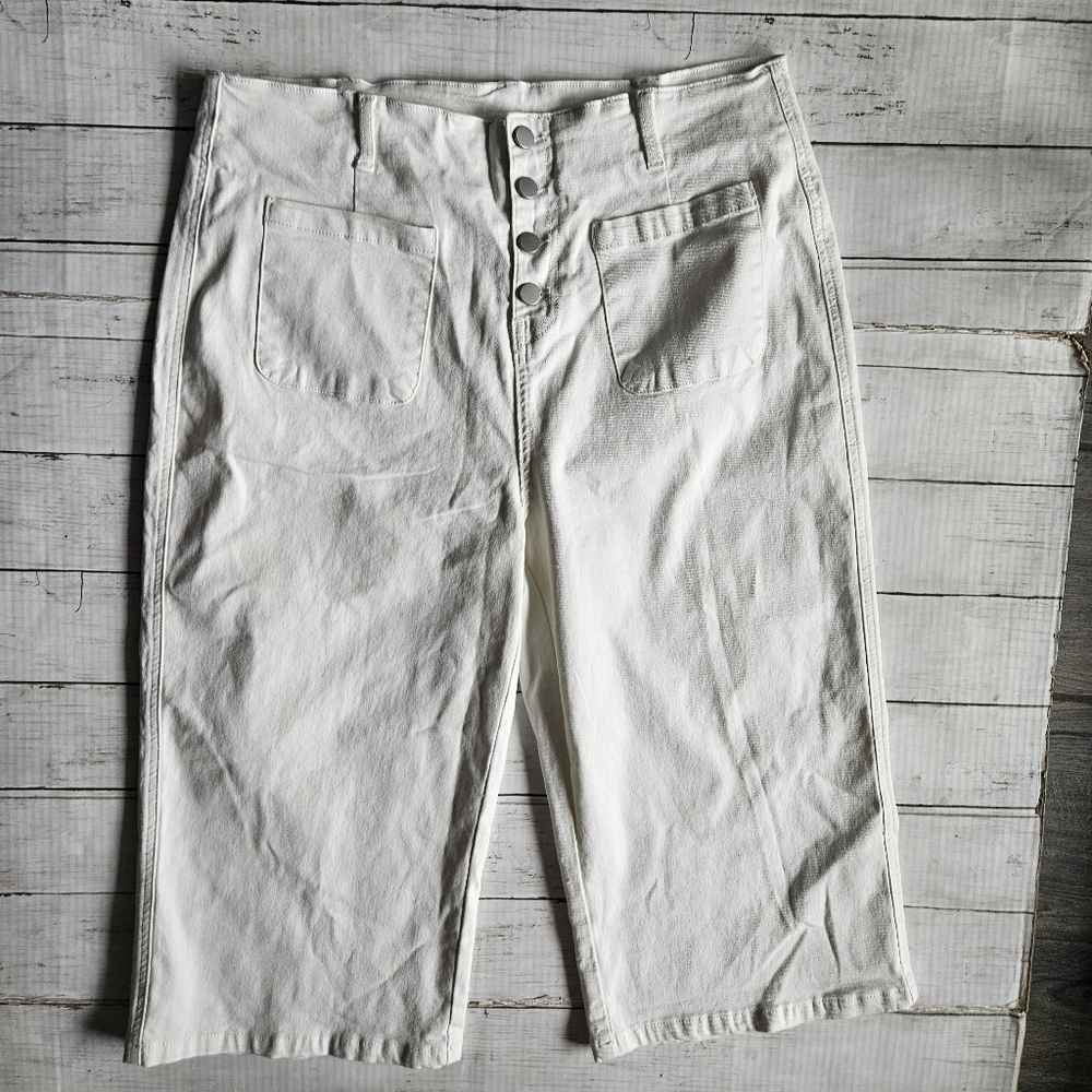 Sidefeel Cream Capri Button Fly Size 16